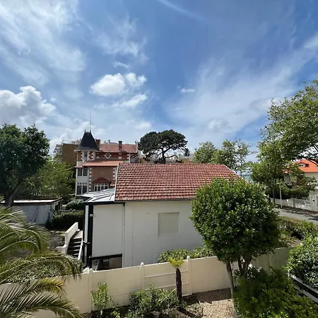 Cosy Pour 4 Pers. Climatise, 30m Joigny, Terrasse, Proche Pereire - Fr-1-474-260 Apartamento