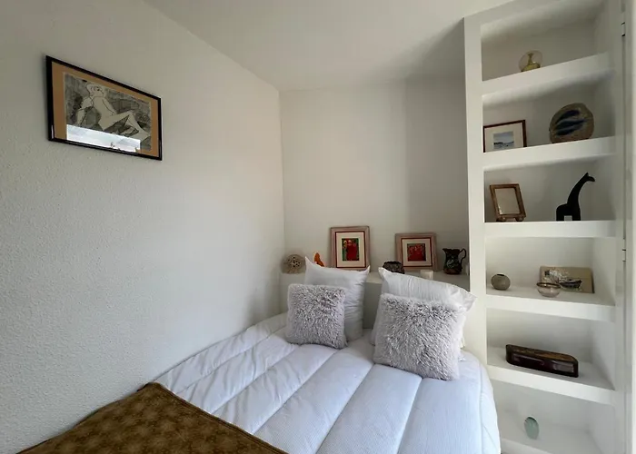 Cosy Pour 4 Pers. Climatise, 30m Joigny, Terrasse, Proche Pereire - Fr-1-474-260 Apartmán